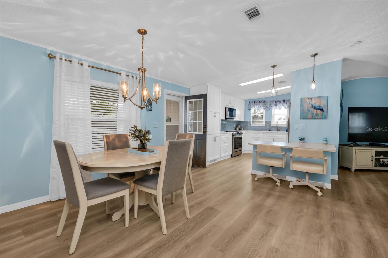 LAKEWOOD VILLAGE - Residential