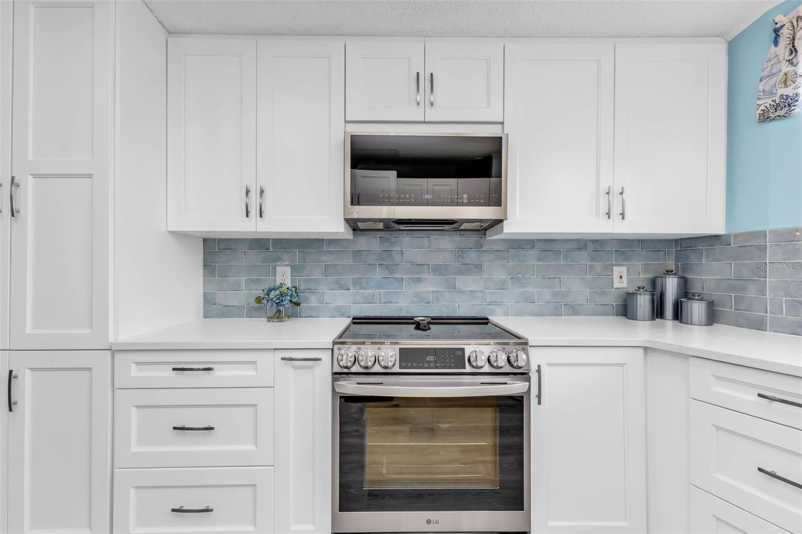 LAKEWOOD VILLAGE - Residential