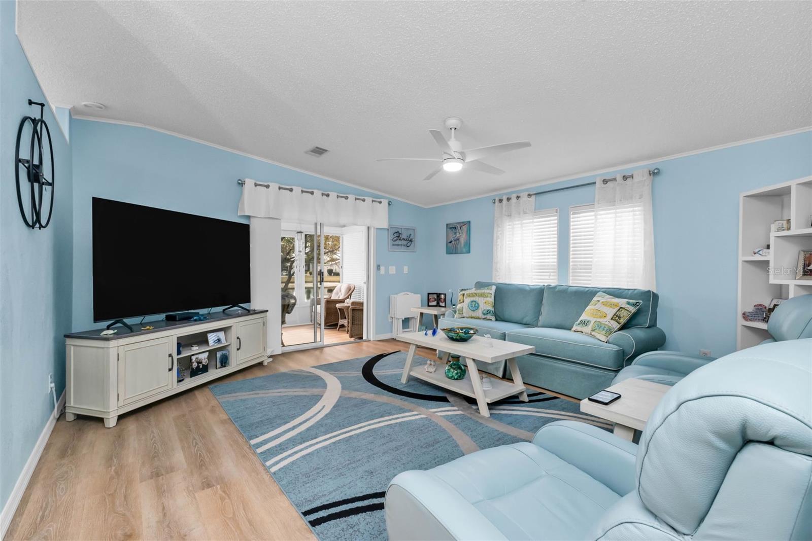 LAKEWOOD VILLAGE - Residential