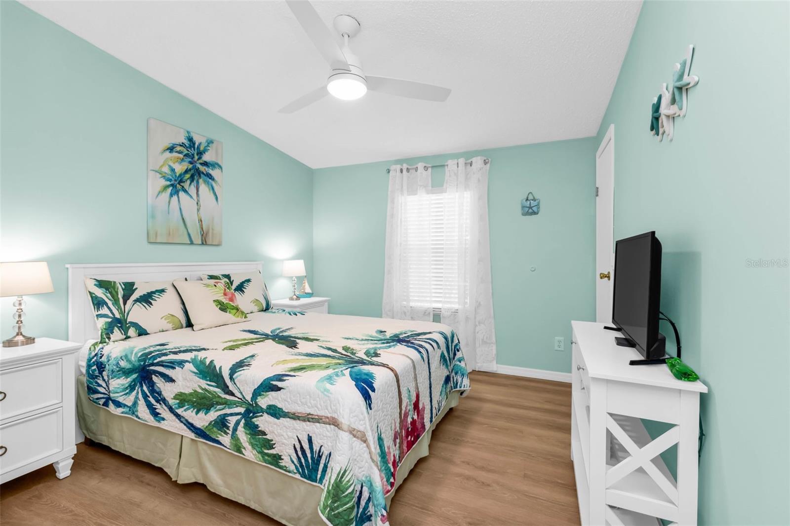 LAKEWOOD VILLAGE - Residential