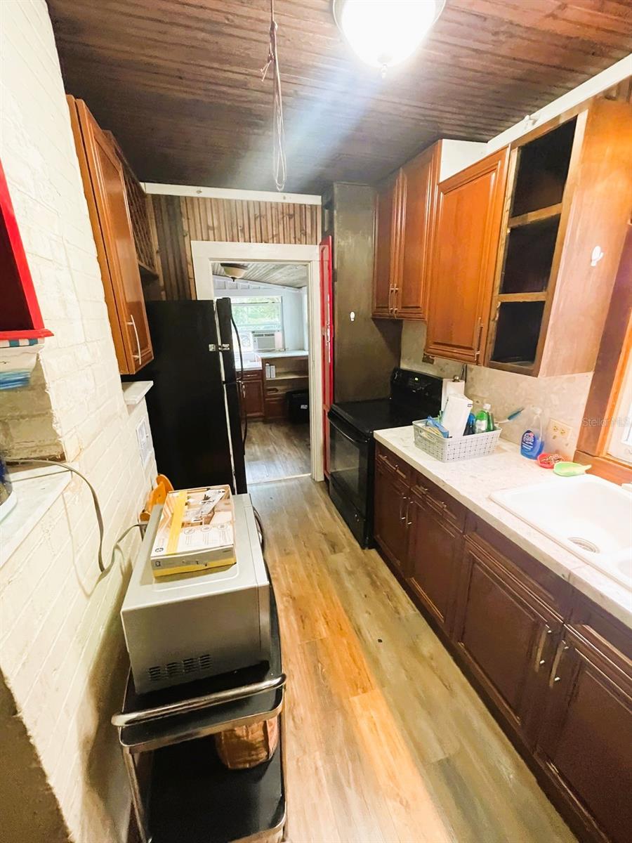 ALABAMA GROVE TERRACE - Residential Lease