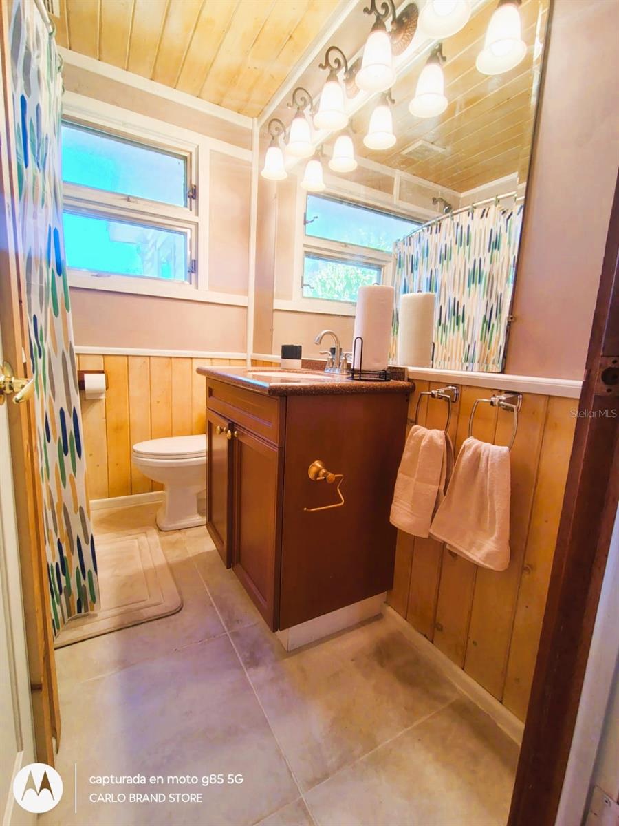 ALABAMA GROVE TERRACE - Residential Lease