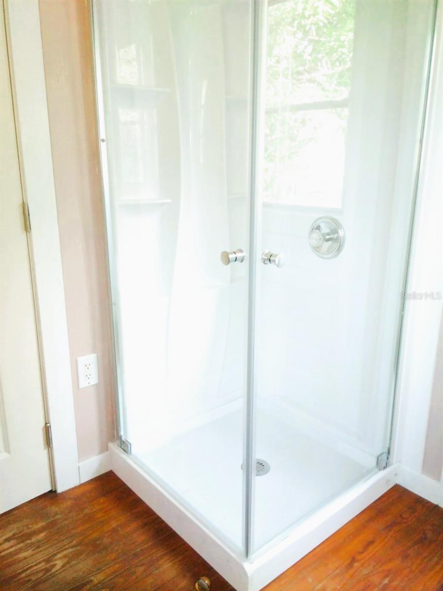 ALABAMA GROVE TERRACE - Residential Lease