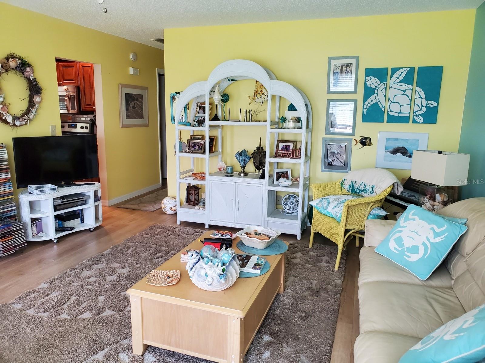 CAMBRIDGE F CONDO REV - Residential Lease