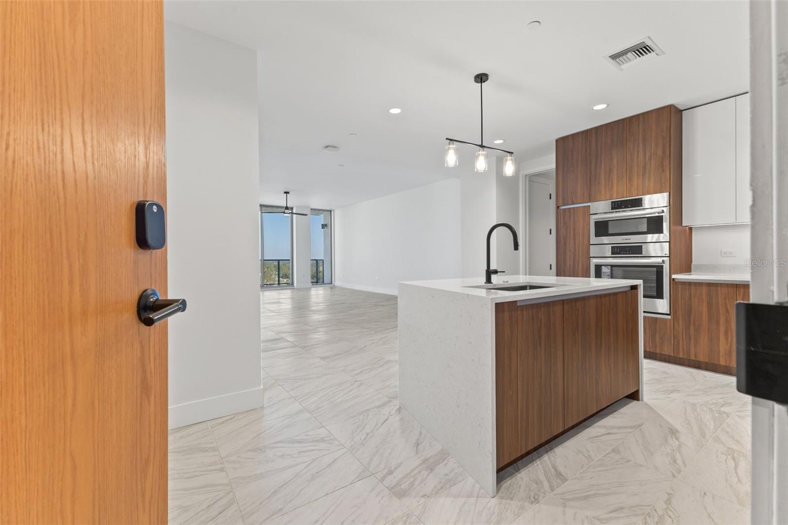 REFLECTION ST PETE - Residential Lease
