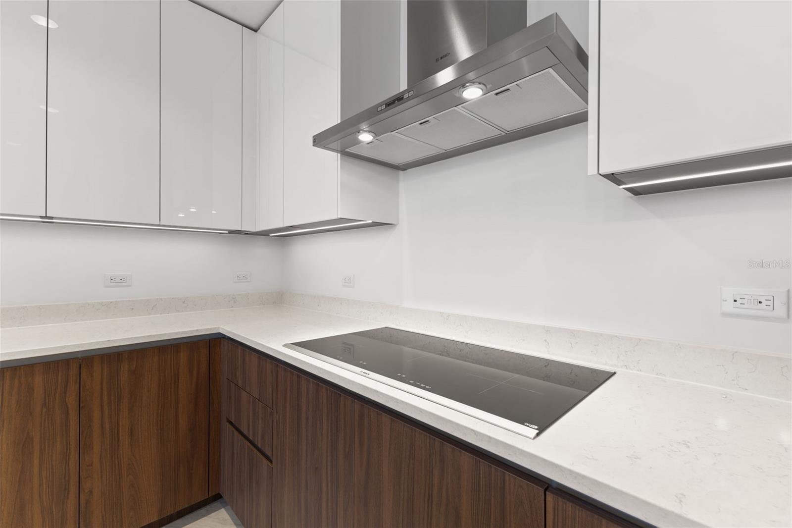 REFLECTION ST PETE - Residential Lease