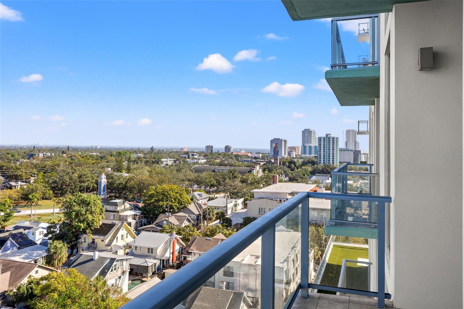 REFLECTION ST PETE - Residential Lease