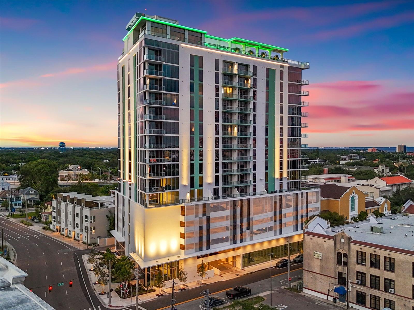 REFLECTION ST PETE - Residential Lease