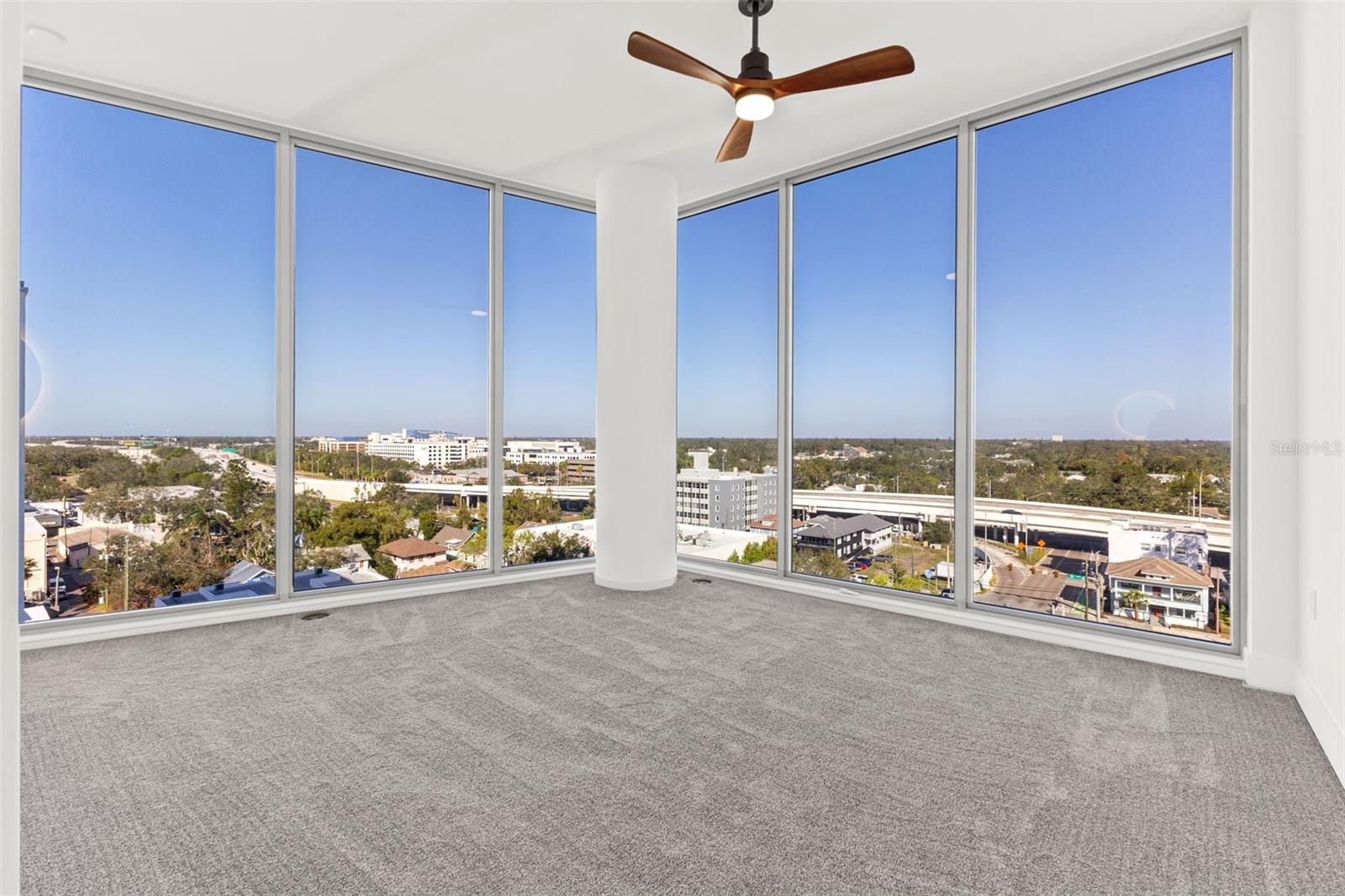 REFLECTION ST PETE - Residential Lease