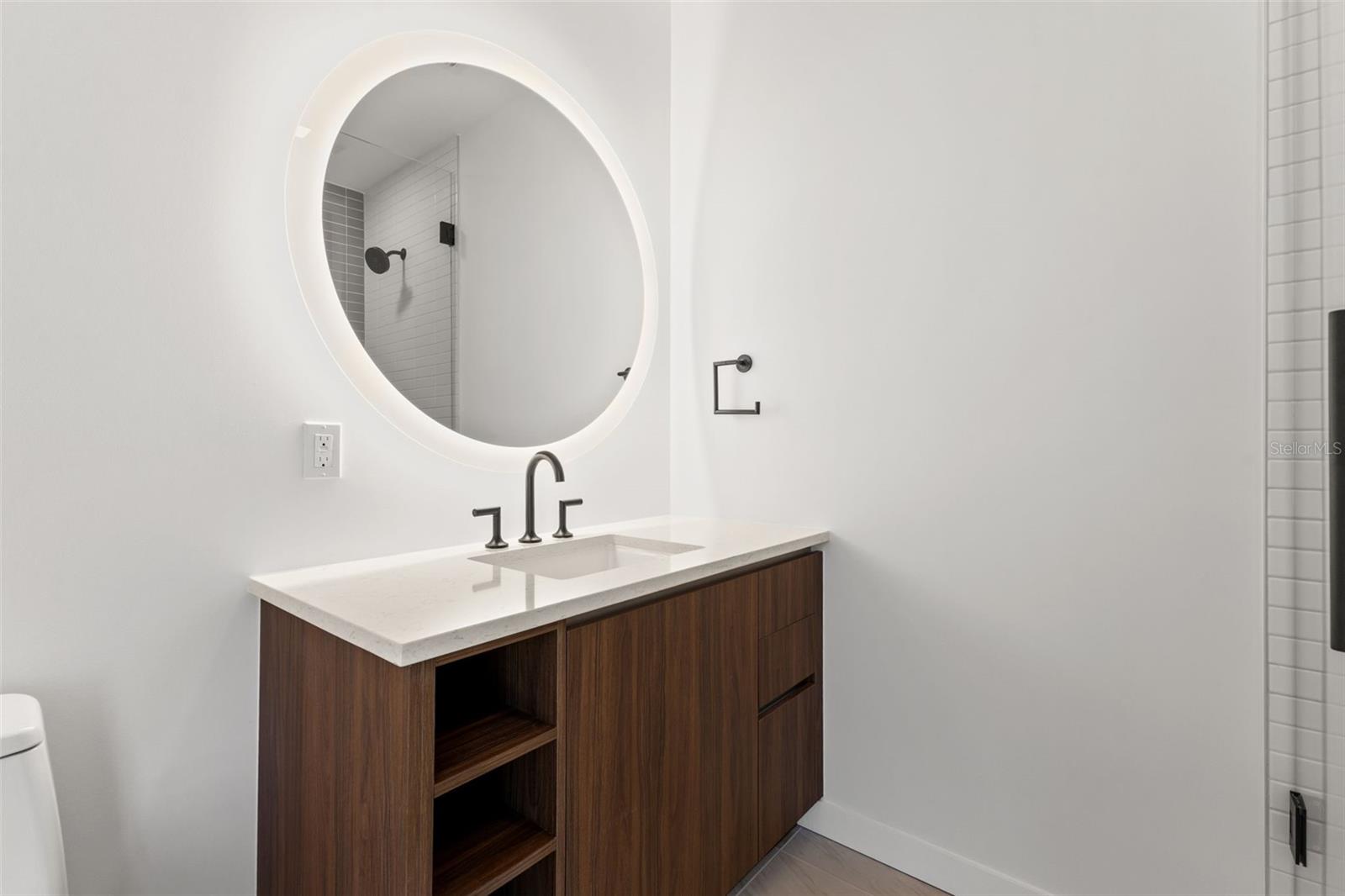 REFLECTION ST PETE - Residential Lease