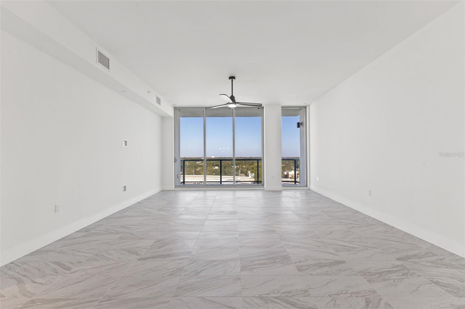 REFLECTION ST PETE - Residential Lease