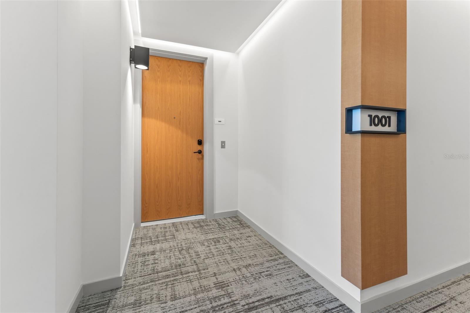 REFLECTION ST PETE - Residential Lease