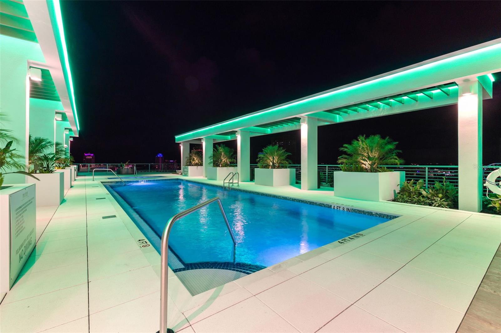 REFLECTION ST PETE - Residential Lease