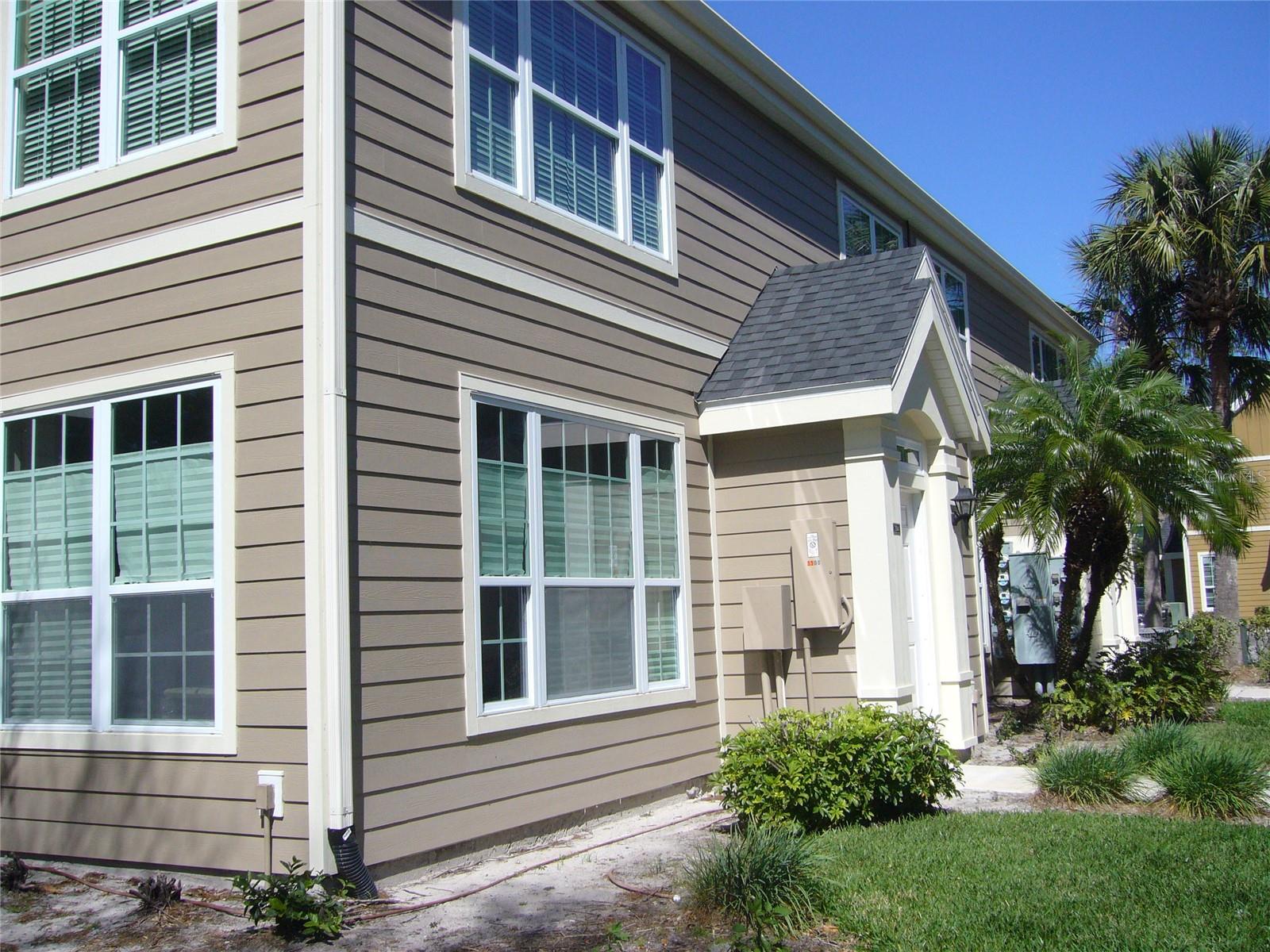 ADMIRALS WALK - Residential Lease