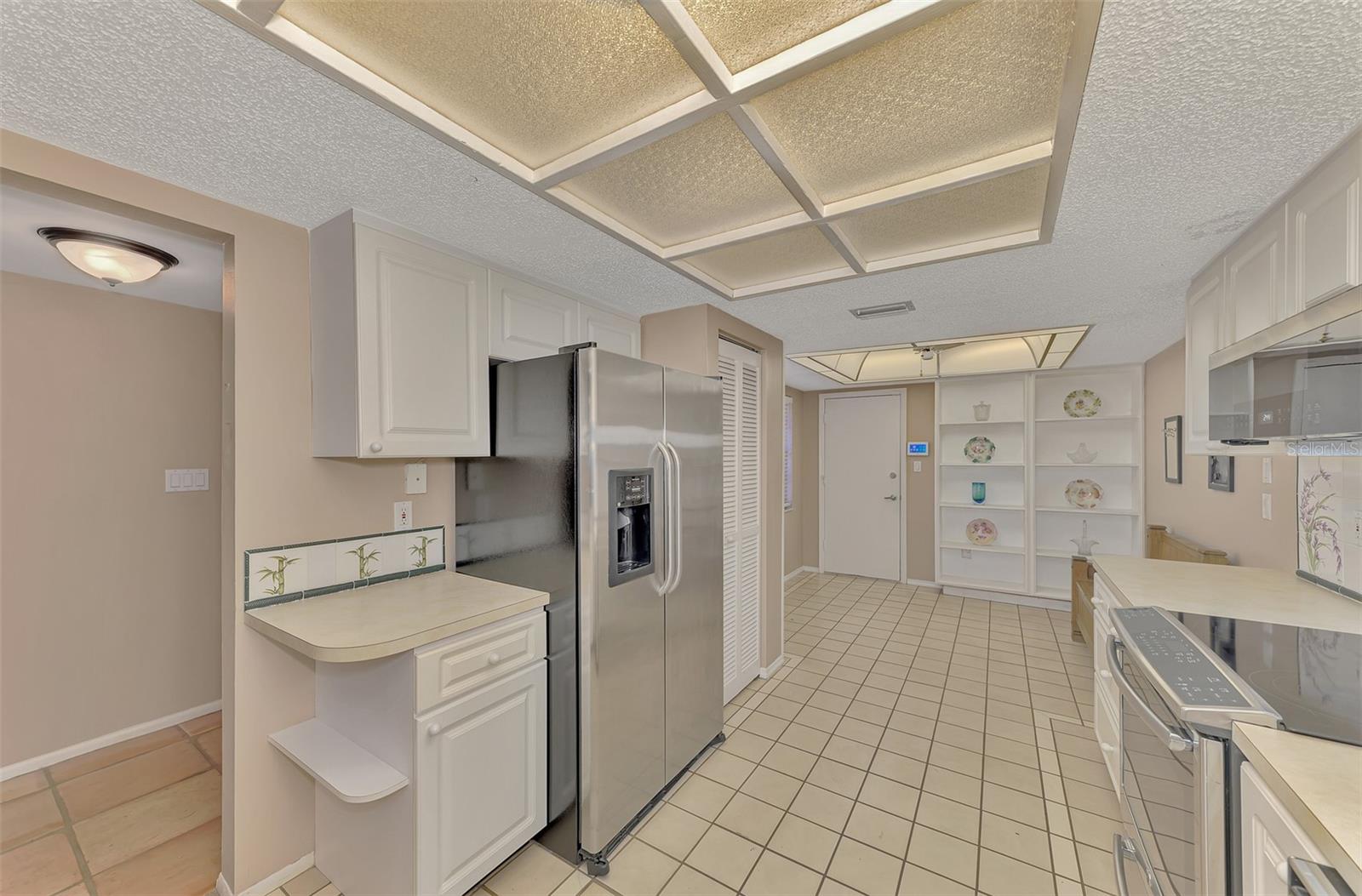 FAIRWAYS TWNHS & VILLAS - Residential
