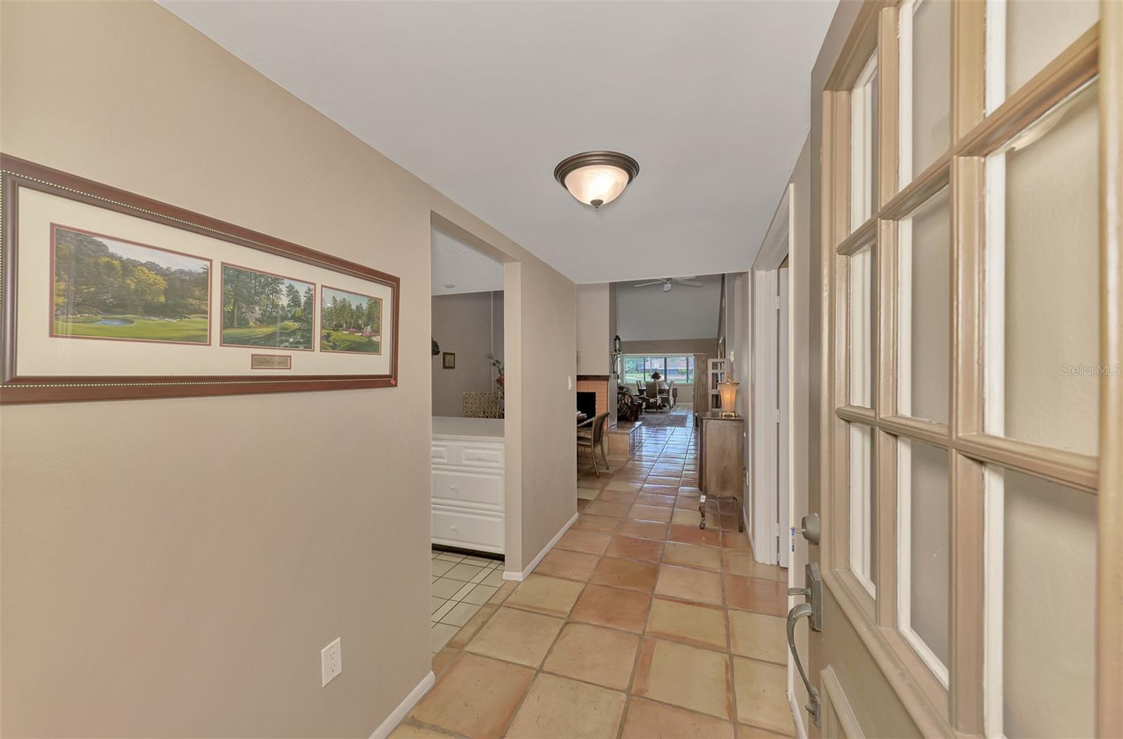 FAIRWAYS TWNHS & VILLAS - Residential