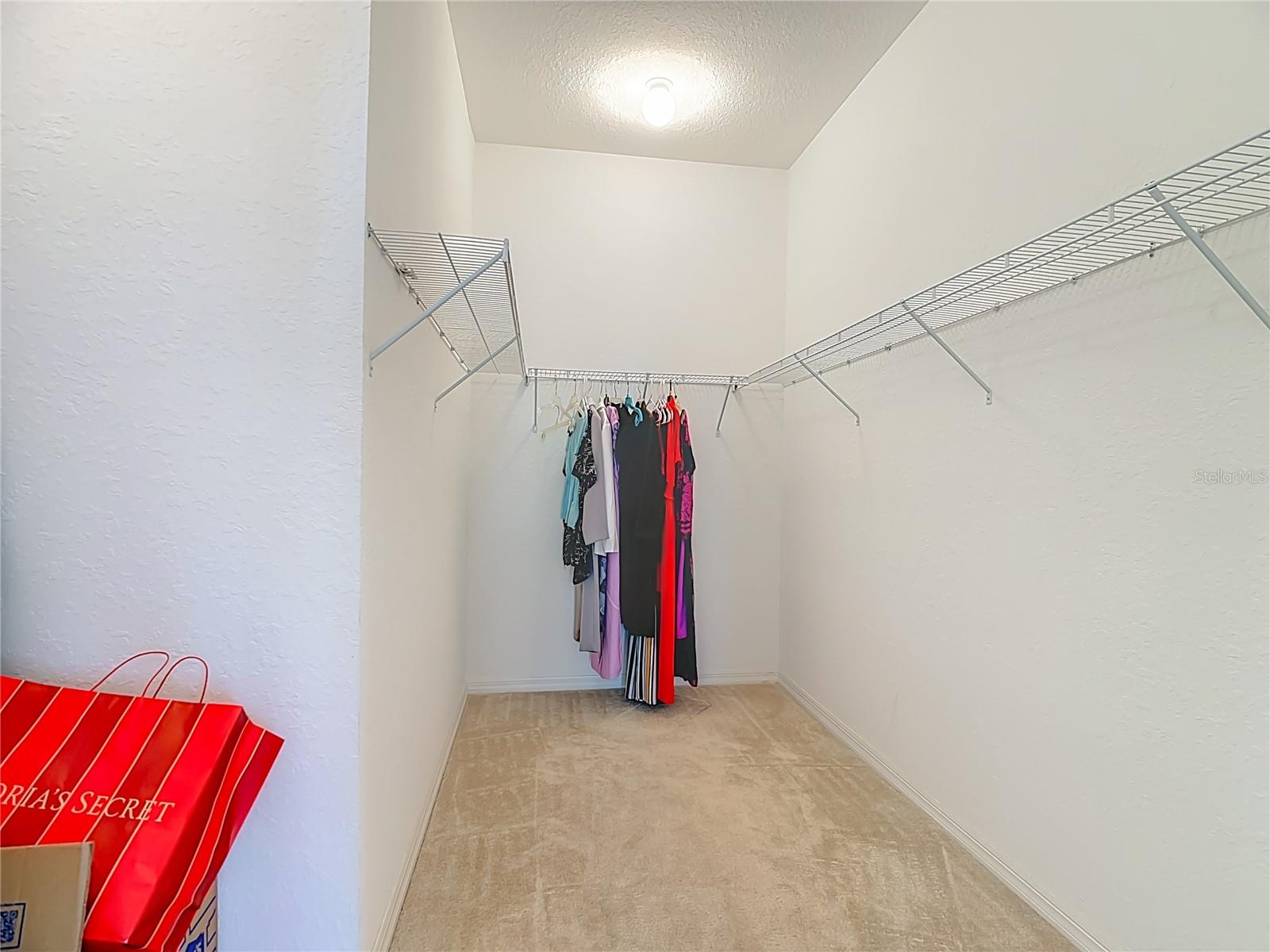 DINNER LAKE SOUTH - Residential