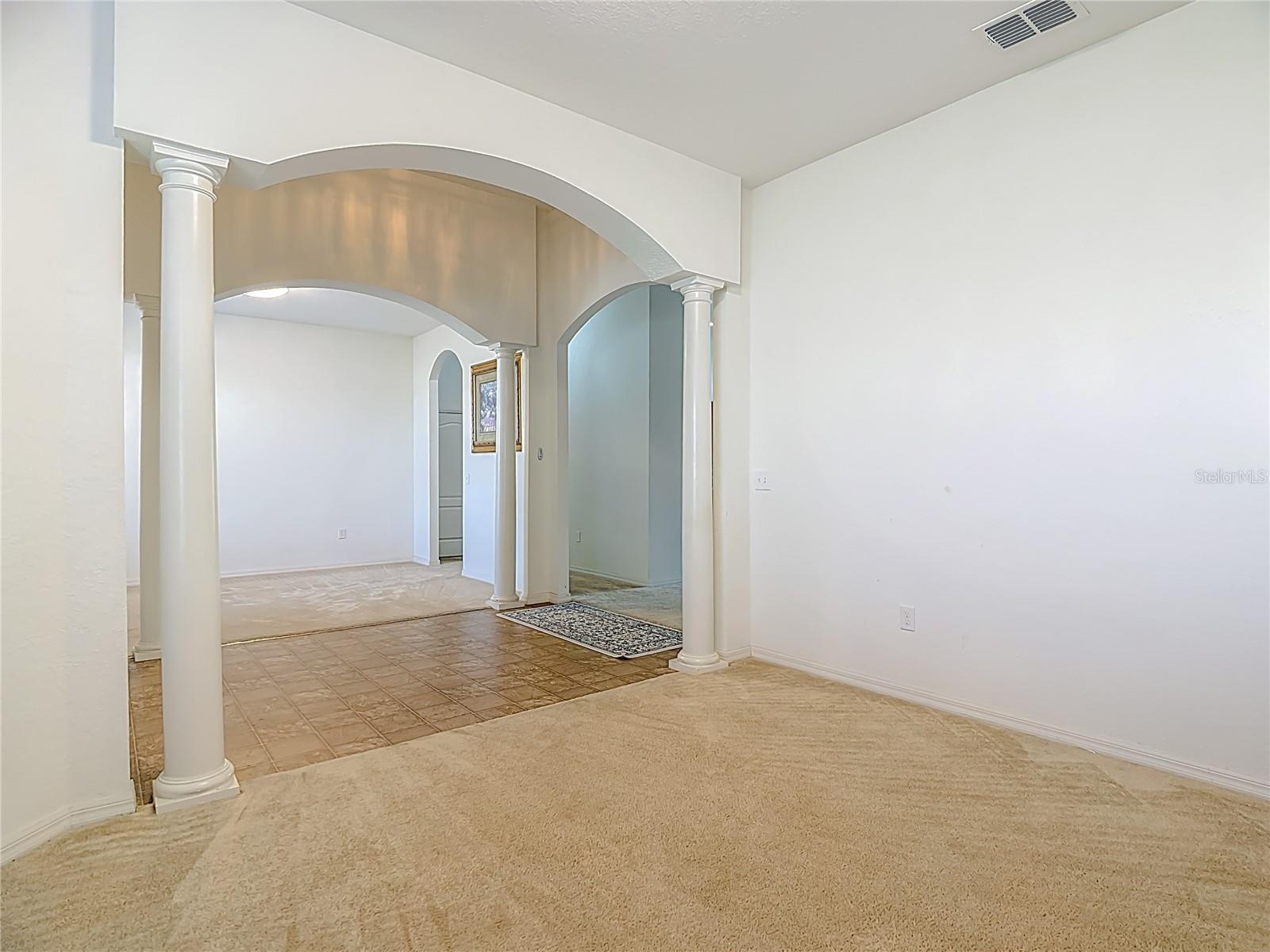 DINNER LAKE SOUTH - Residential