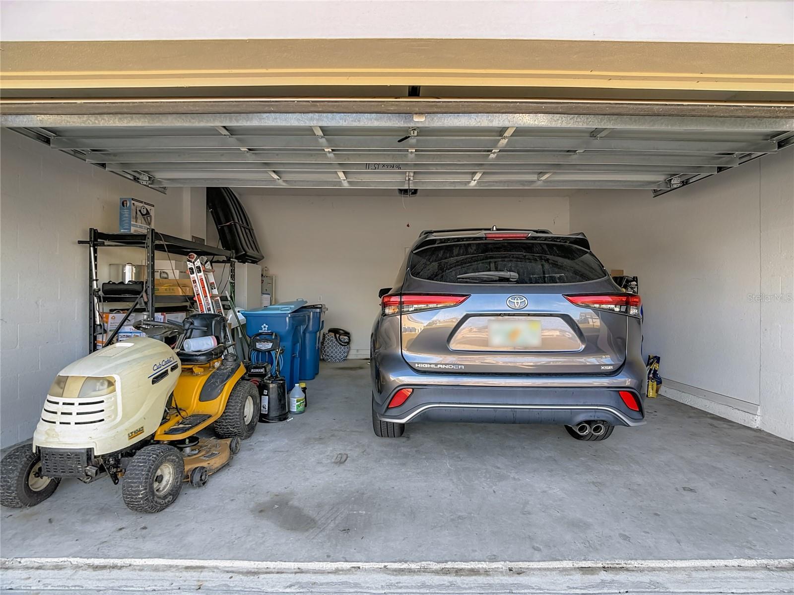 DINNER LAKE SOUTH - Residential