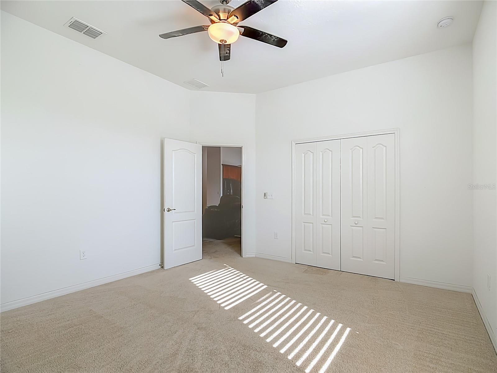 DINNER LAKE SOUTH - Residential