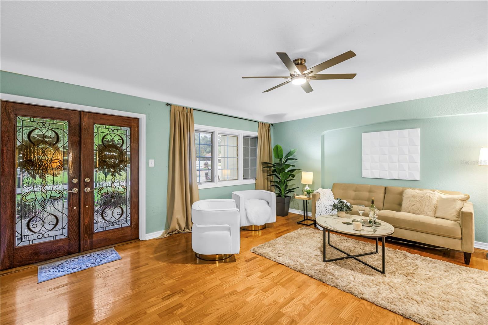 146 GIRALDA BOULEVARD NE