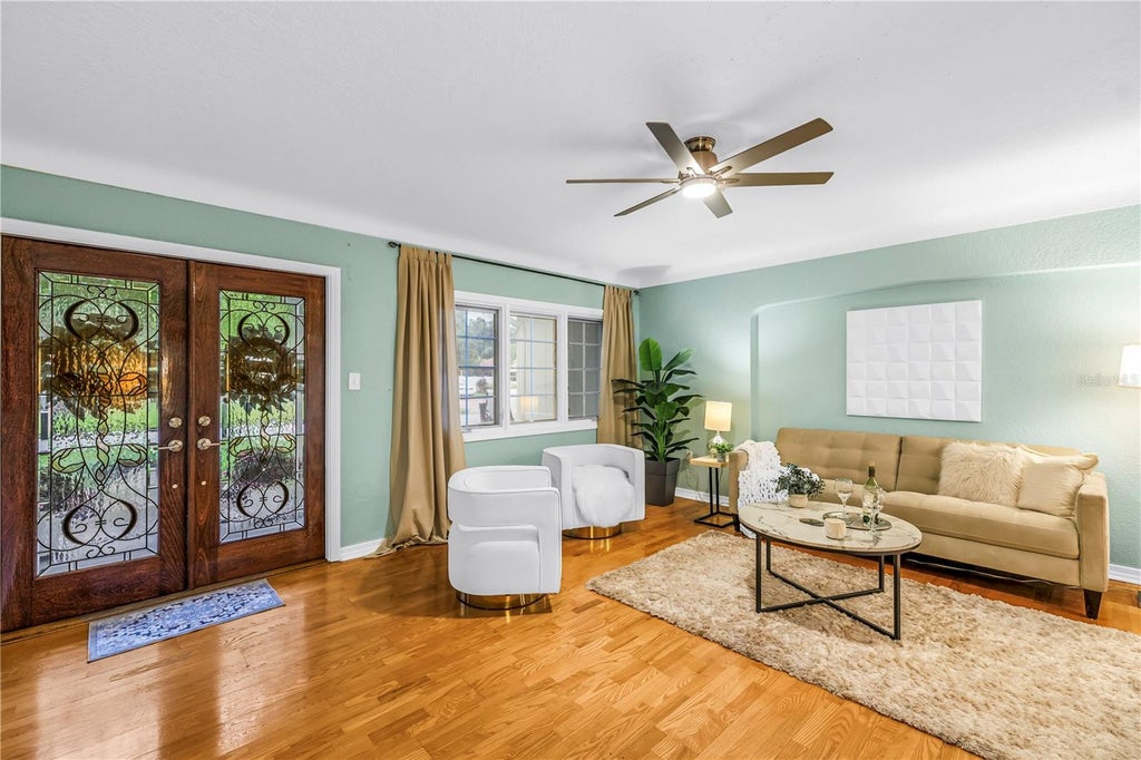 Photo of 146 Giralda Boulevard NE, St Petersburg, FL 33704 (MLS # TB8551479)