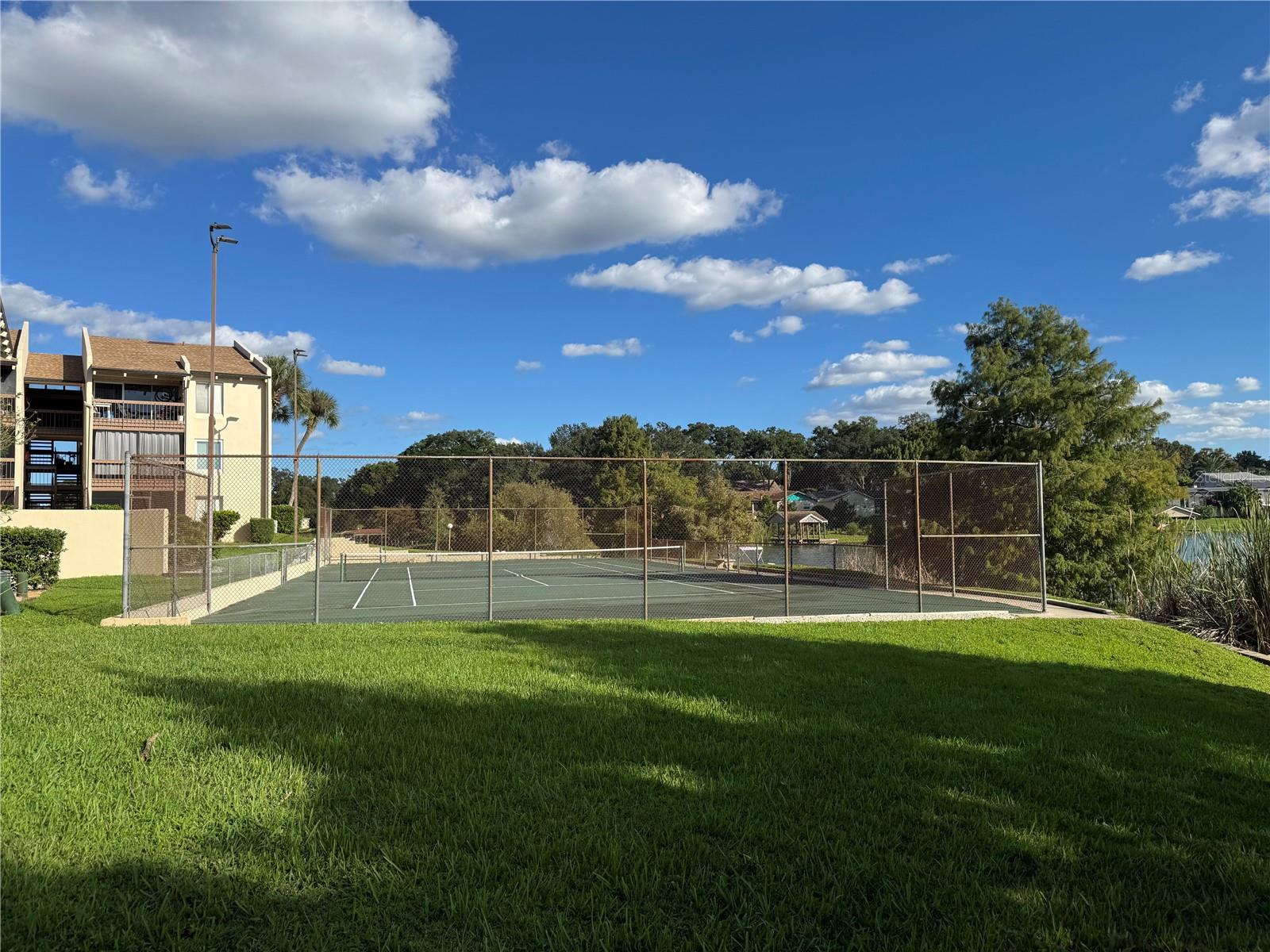 SANDY COVE - Residential