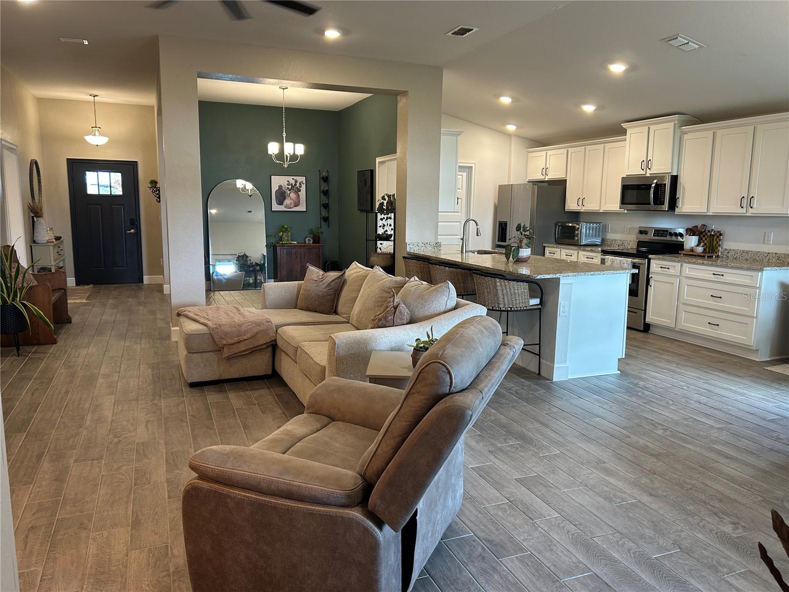AVIARY AT RUTLAND RANCH PH 1A & 1B - Residential