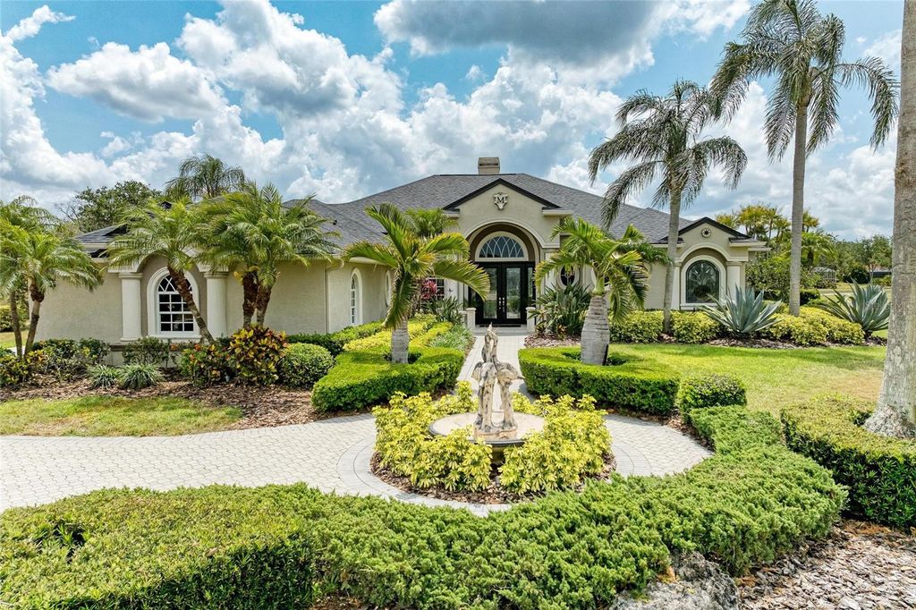 Photo of 10002 Cherry Hills Avenue Circle, Bradenton, FL 34202 (MLS # A4641552)
