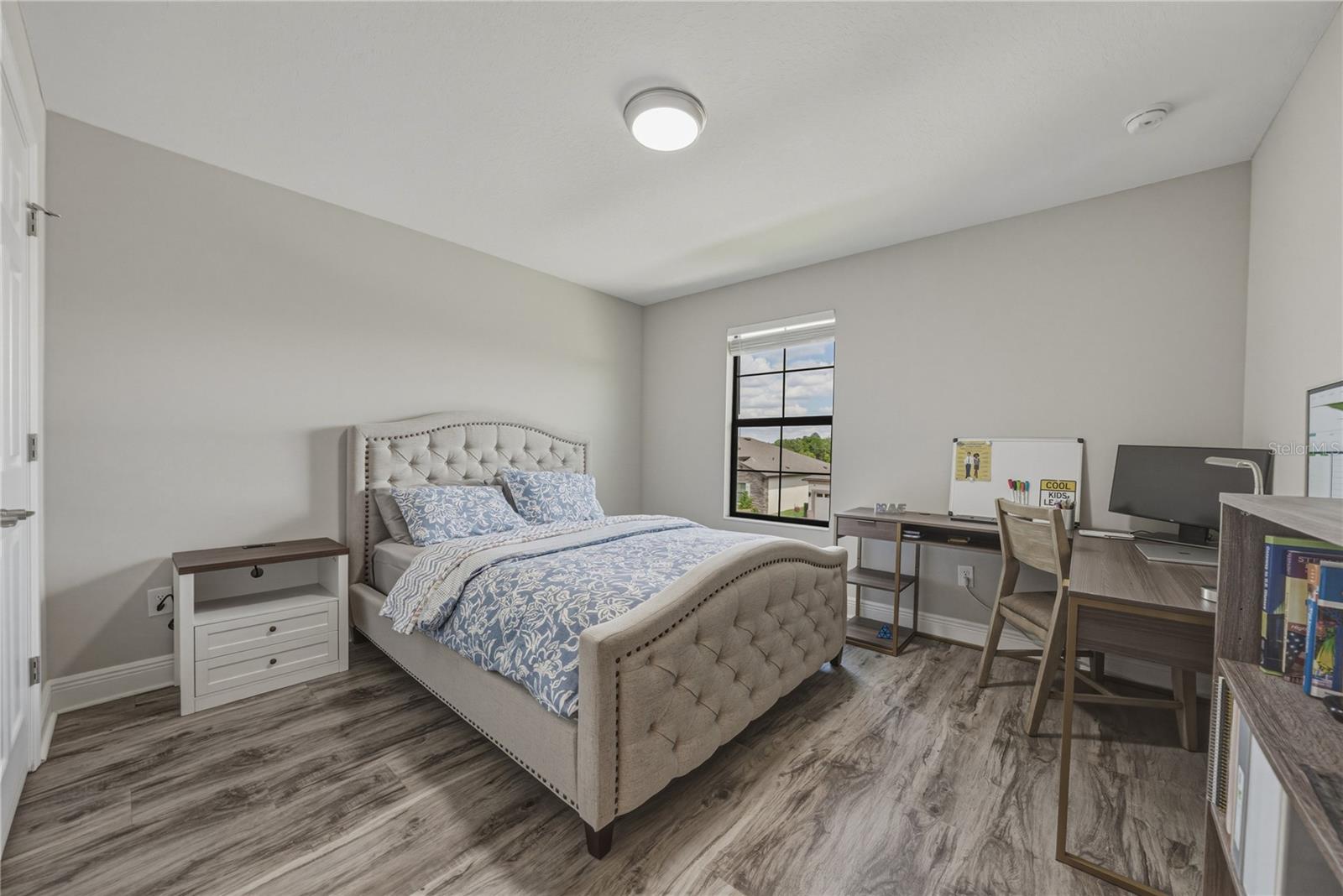 B & D HAWKSTONE PH I - Residential