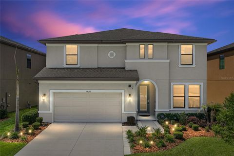 Photo of 14633 Red Castle Avenue, Lithia, FL 33547 (MLS # TB8501977)
