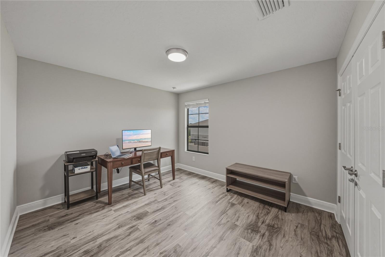 B & D HAWKSTONE PH I - Residential