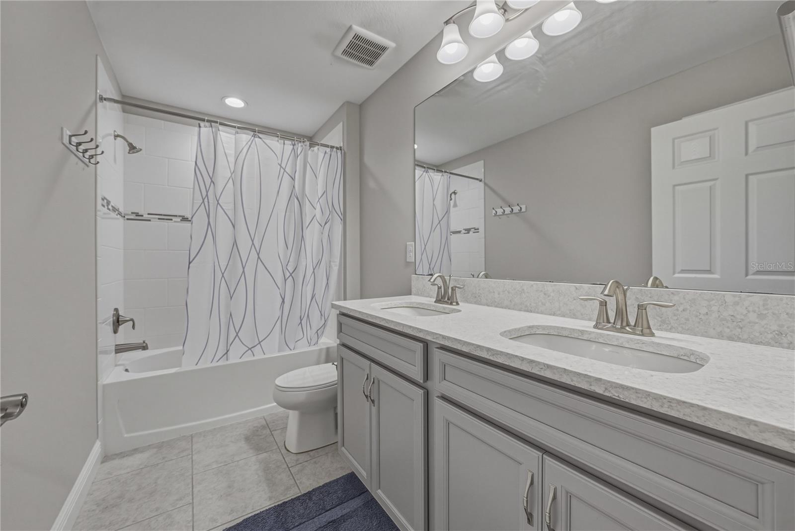 B & D HAWKSTONE PH I - Residential