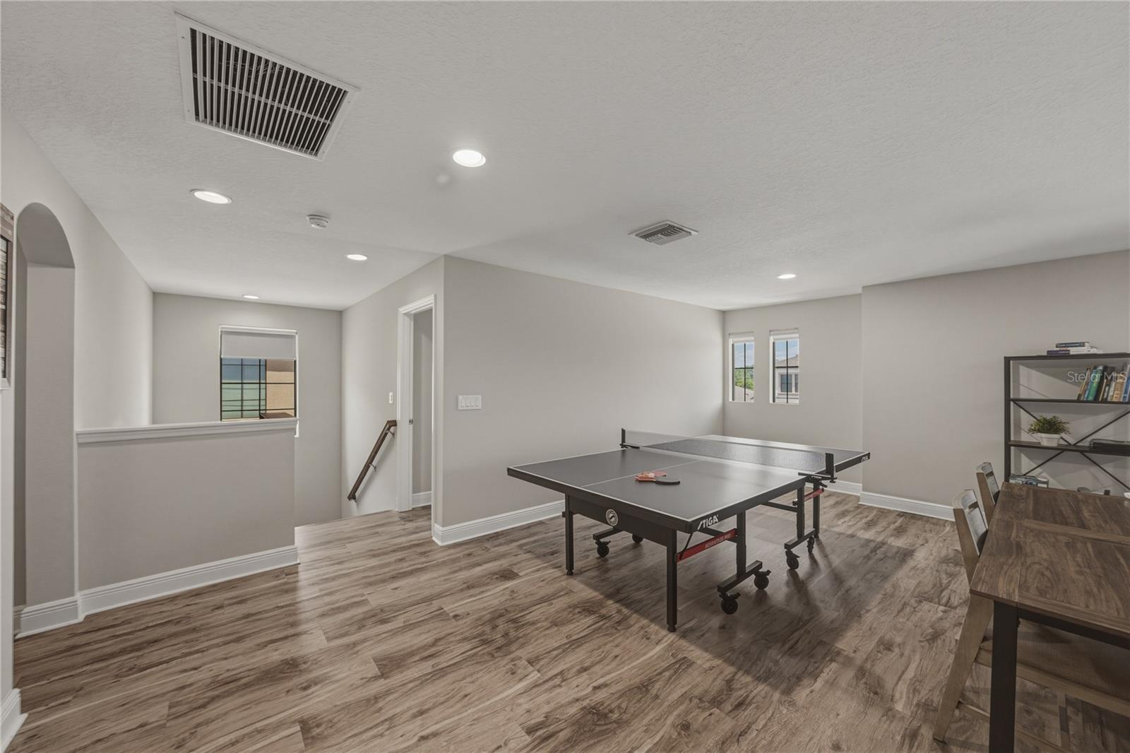 B & D HAWKSTONE PH I - Residential