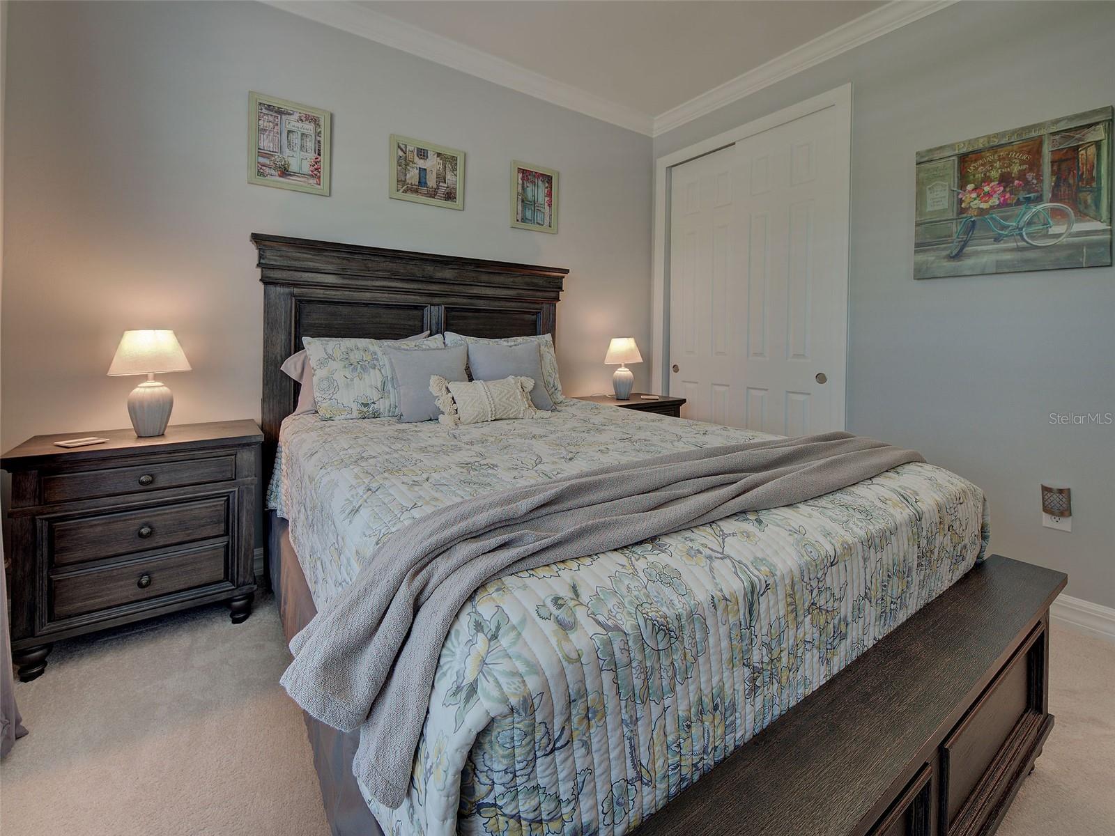 ISLANDWALK/THE WEST VLGS PH 8 - Residential