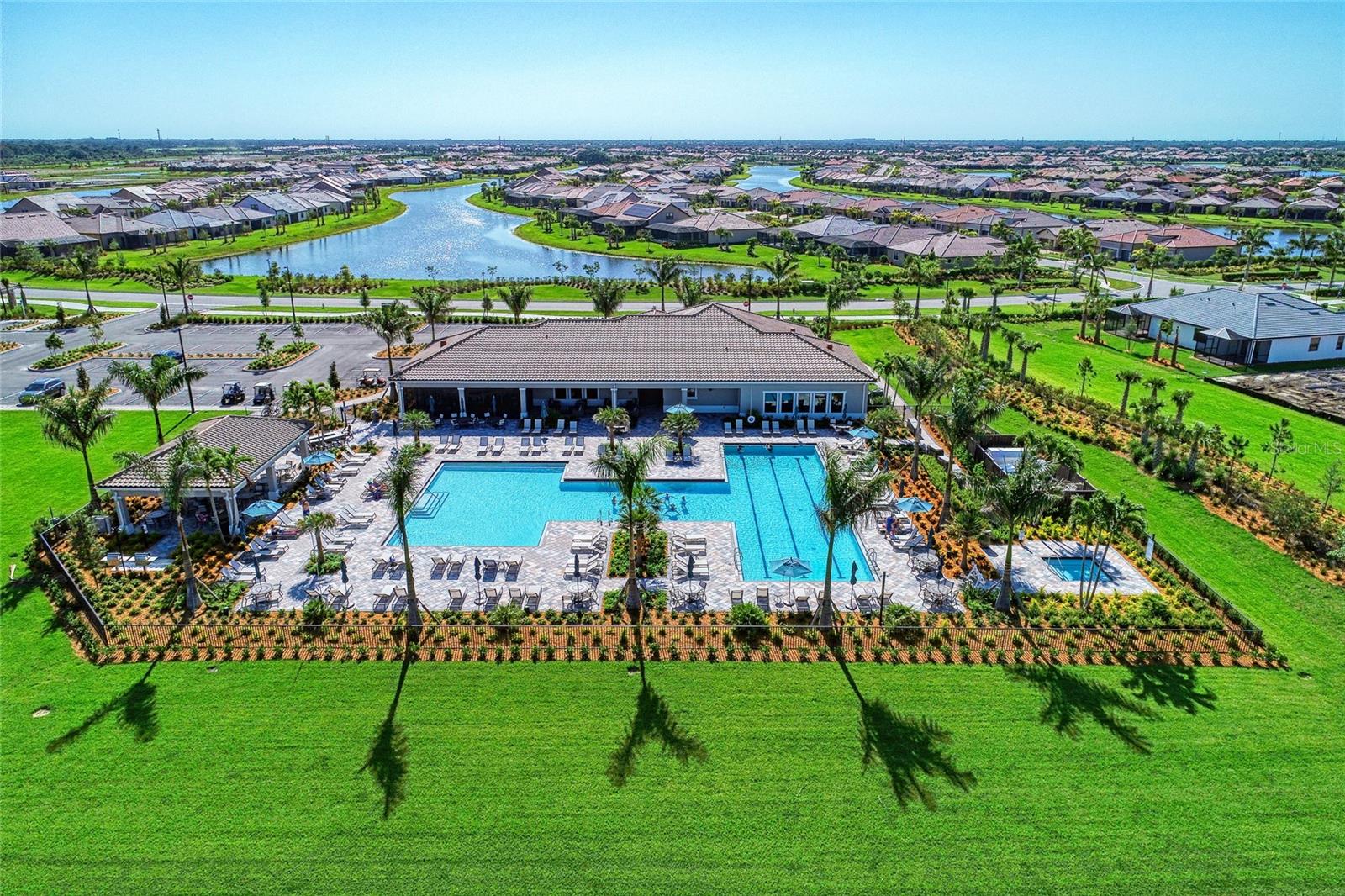 ISLANDWALK/THE WEST VLGS PH 8 - Residential