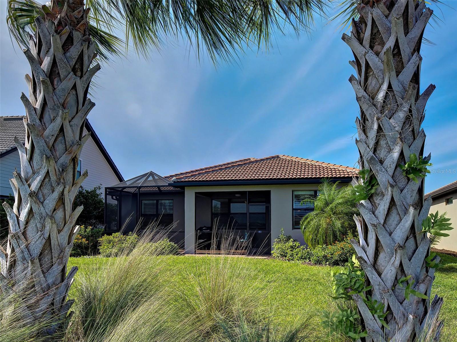 ISLANDWALK/THE WEST VLGS PH 8 - Residential