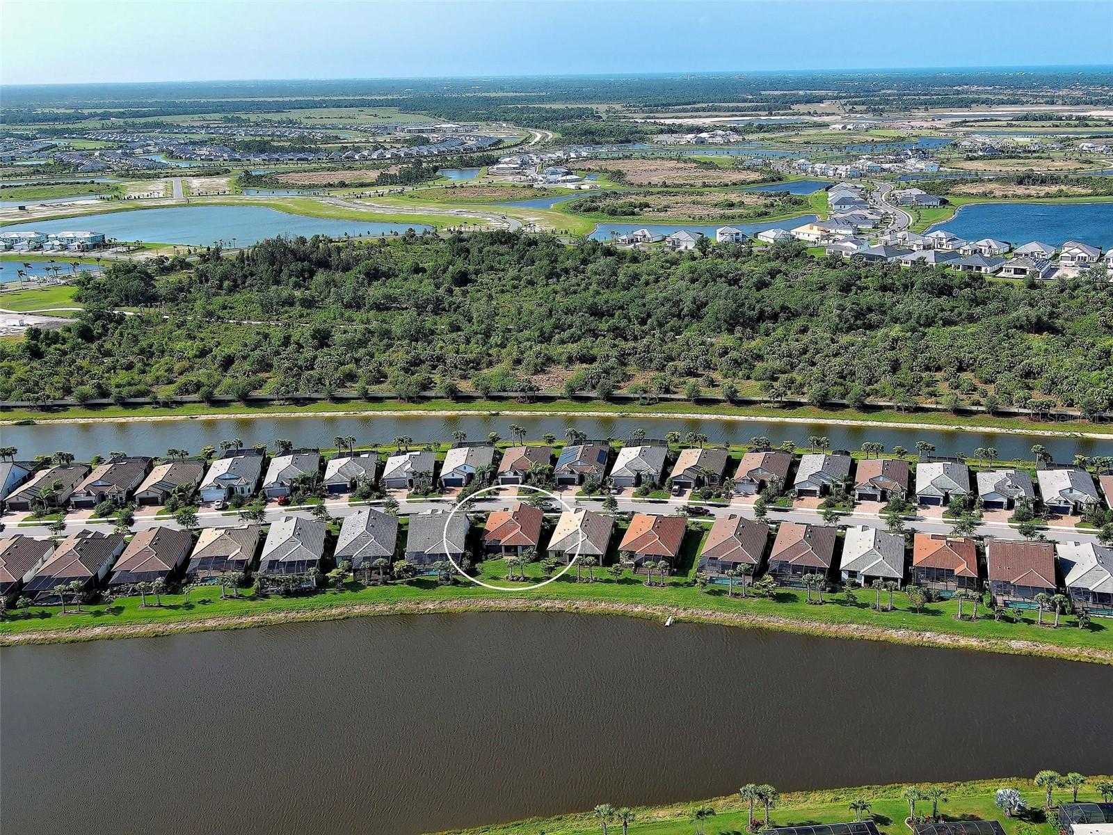 ISLANDWALK/THE WEST VLGS PH 8 - Residential