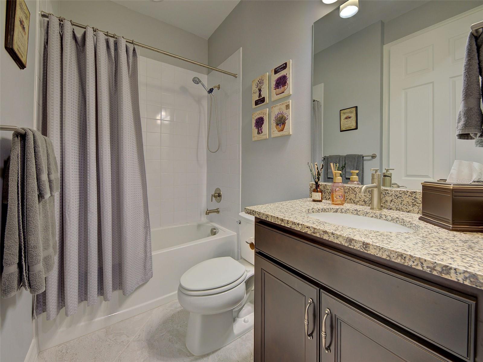 ISLANDWALK/THE WEST VLGS PH 8 - Residential