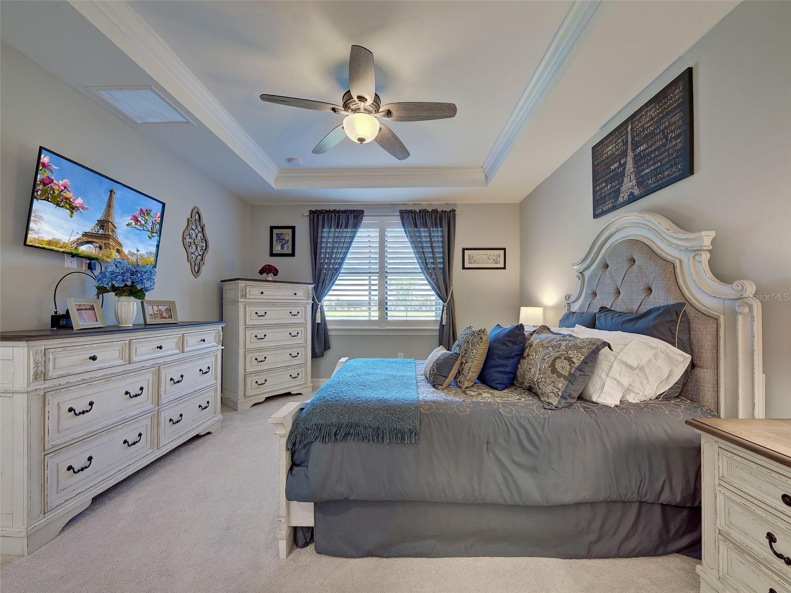 ISLANDWALK/THE WEST VLGS PH 8 - Residential