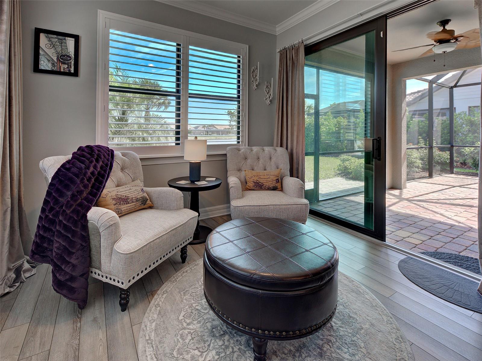 ISLANDWALK/THE WEST VLGS PH 8 - Residential