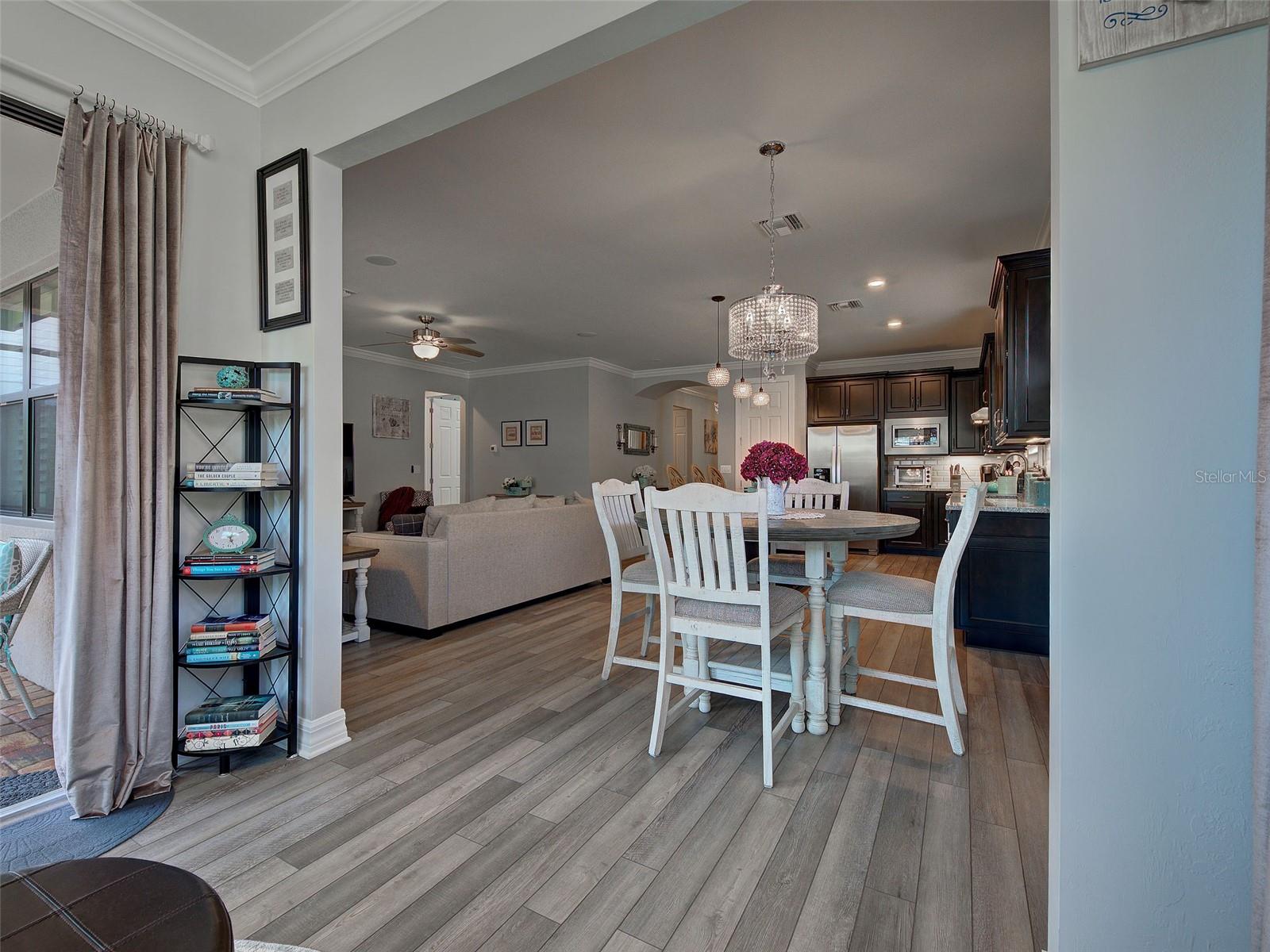 ISLANDWALK/THE WEST VLGS PH 8 - Residential