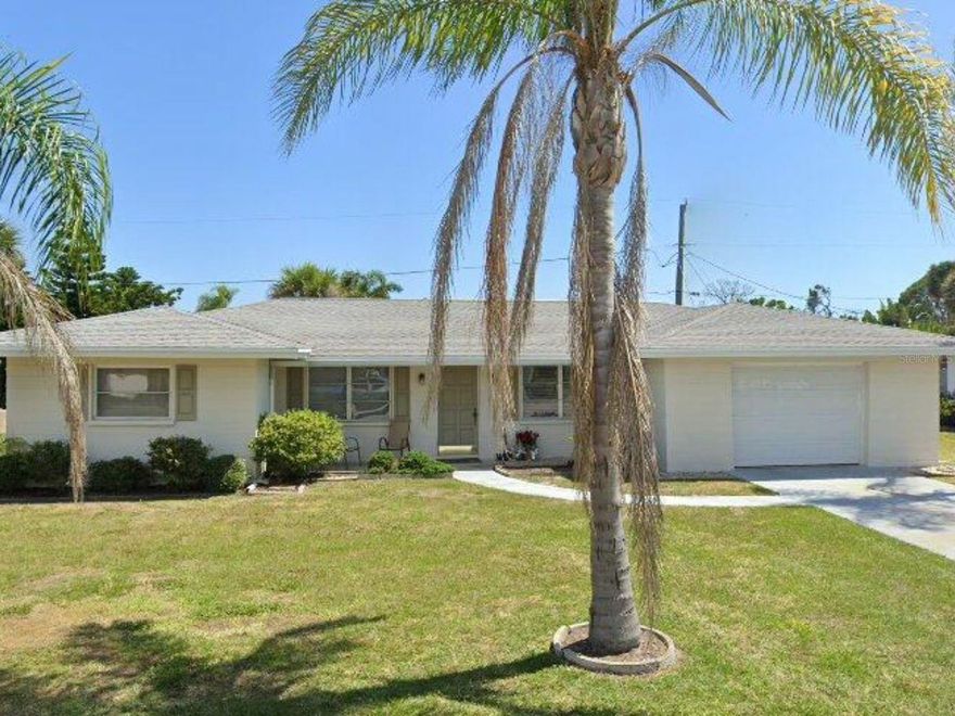 Very Nice Englewood house close to everything! A perfect home in a very nice and clean neighborhood in the heart of Englewood. Fully furnished or can be unfurnished. Nice vinyl flooring in the main living area. This house is conveniently located near everything... just 10 minutes to Englewood Beach, close to the shops at Merchant Crossing, the new Aldi's, and less than 3 miles to the YMCA and Englewood Hospital. Great restaurants all around. Perfect little house in a perfect location to stay if you are building a home or just moved here and want a place to stay until you get the lay of the land. 1 small dog under 15lbs with a $250 nonrefundable pet fee. Rental fee includes LAWN MAINTENANCE and PEST CONTROL. **This house can be rented with OR without the furniture.