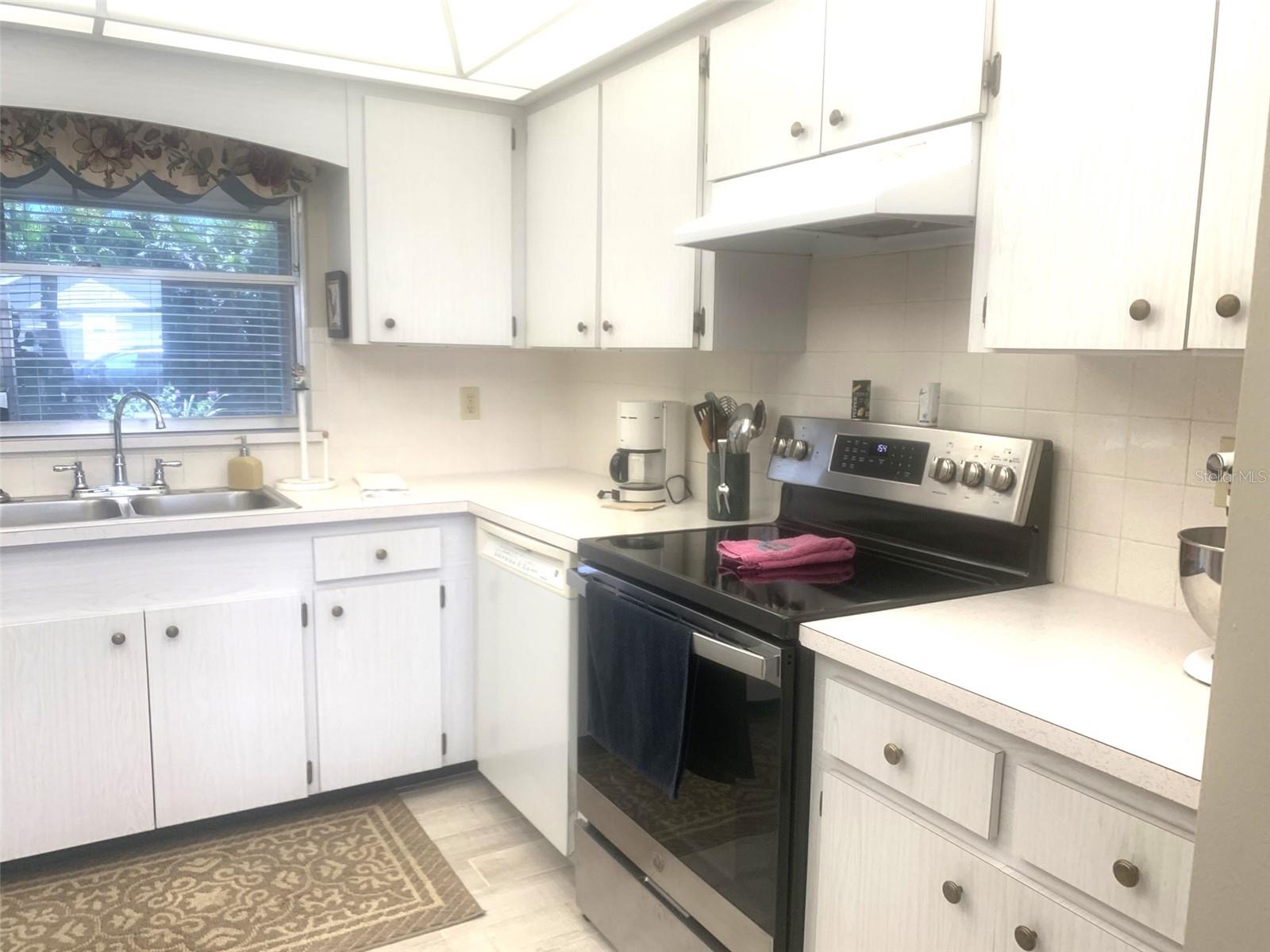 CLINTWOOD ACRES - Residential Lease