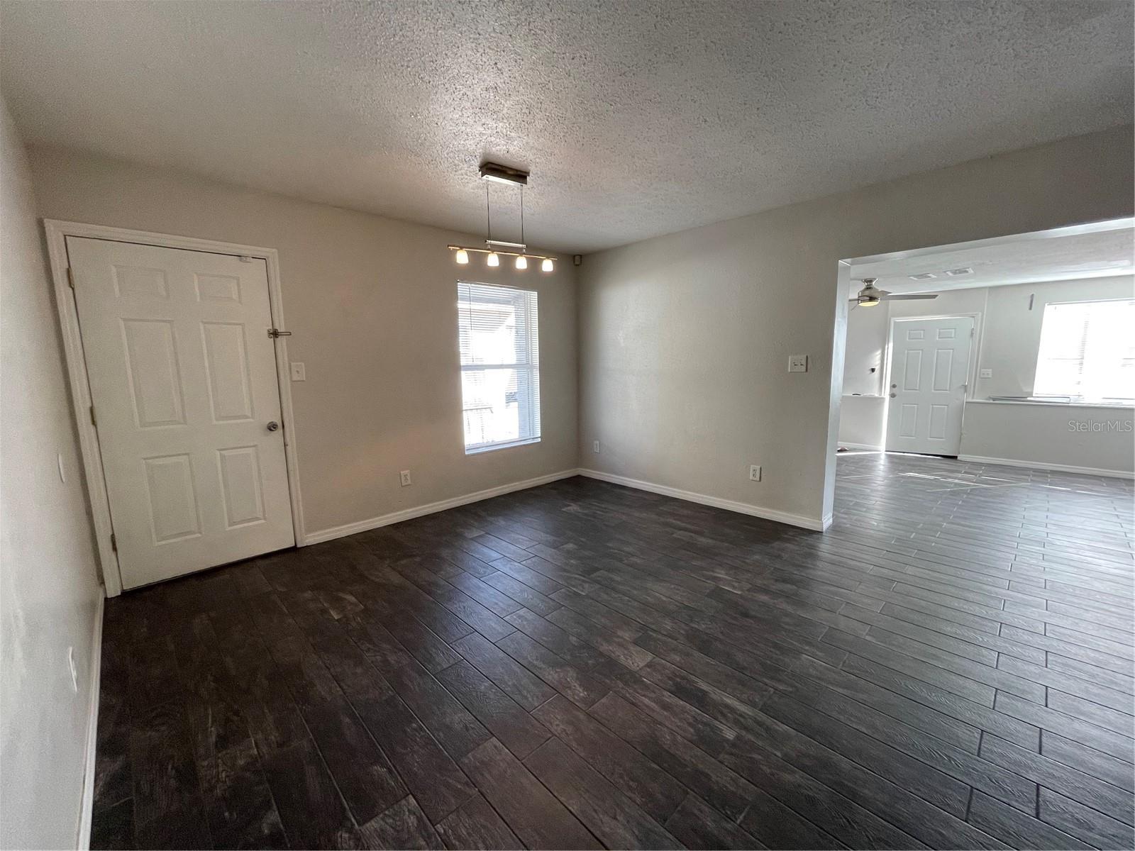 WOODLAWN PARK REV - Residential Lease