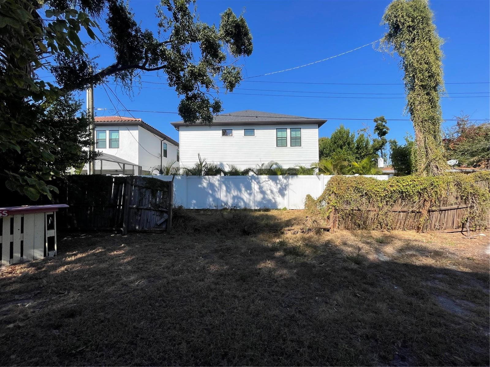 WOODLAWN PARK REV - Residential Lease