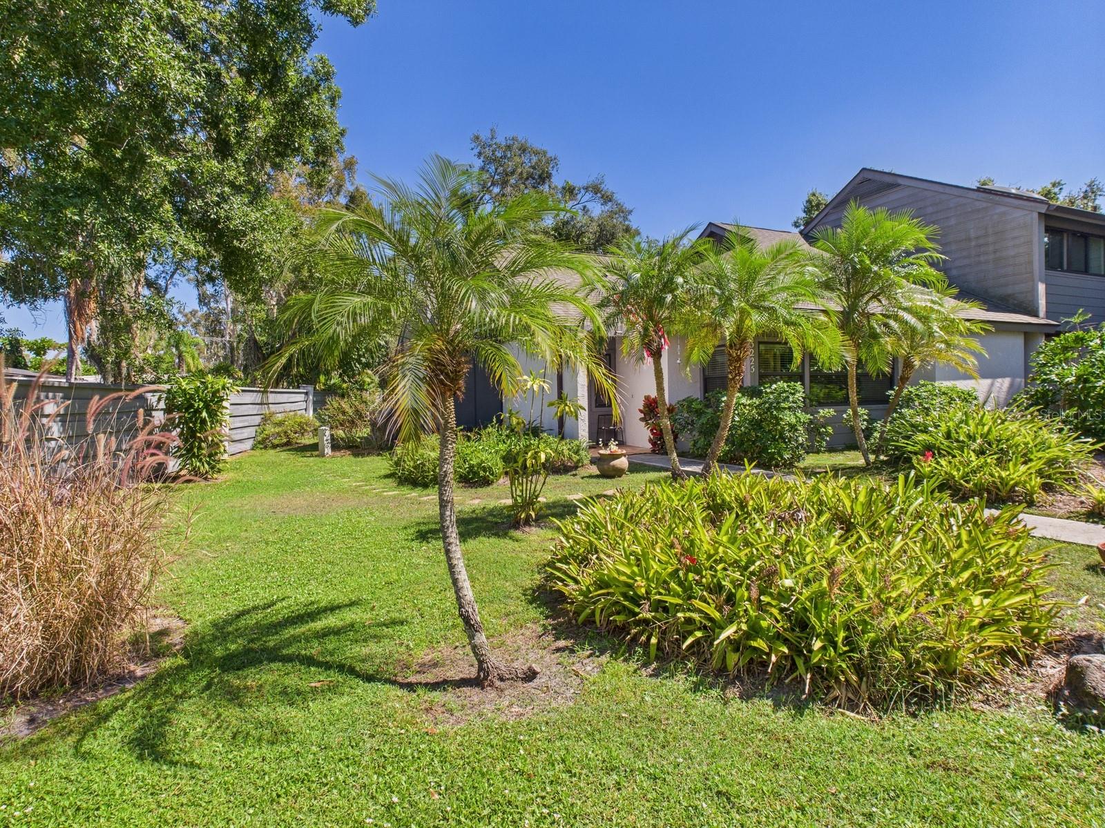 EAGLE CHASE - Residential