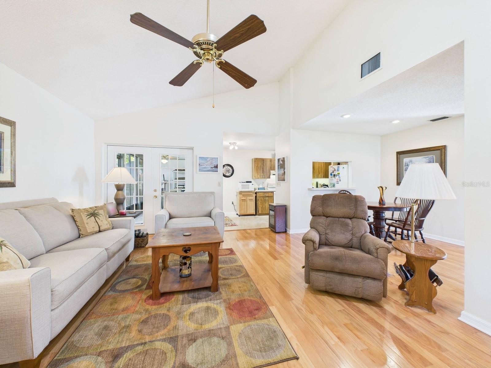 EAGLE CHASE - Residential