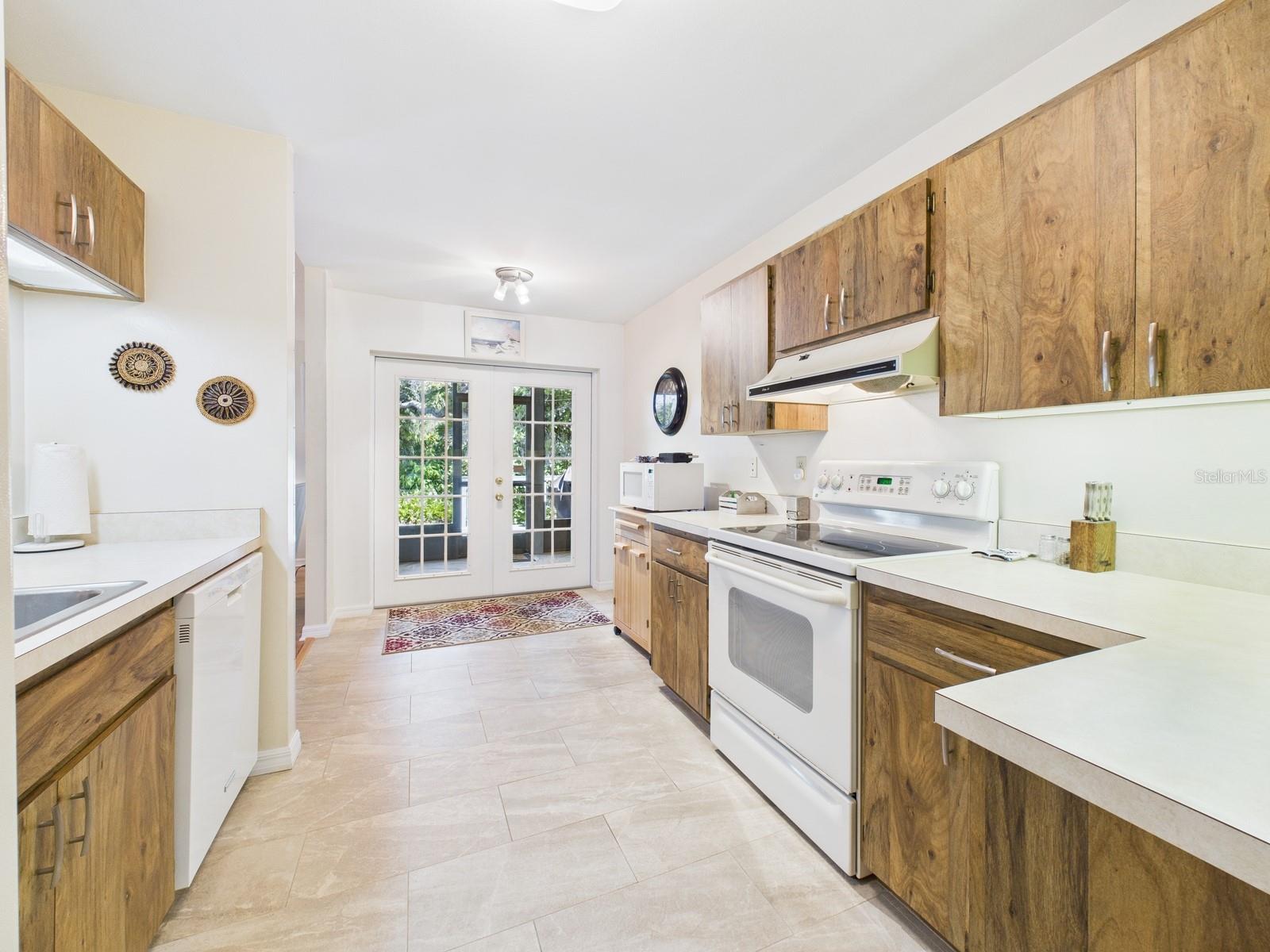 EAGLE CHASE - Residential
