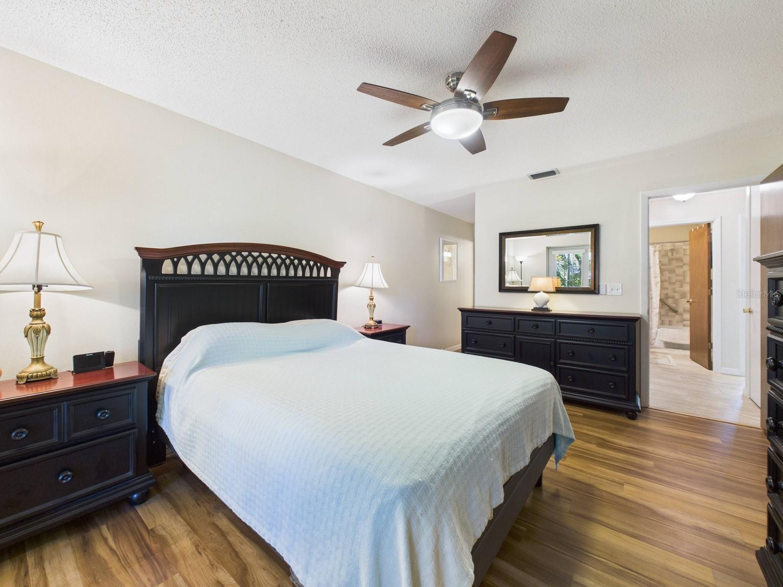 EAGLE CHASE - Residential